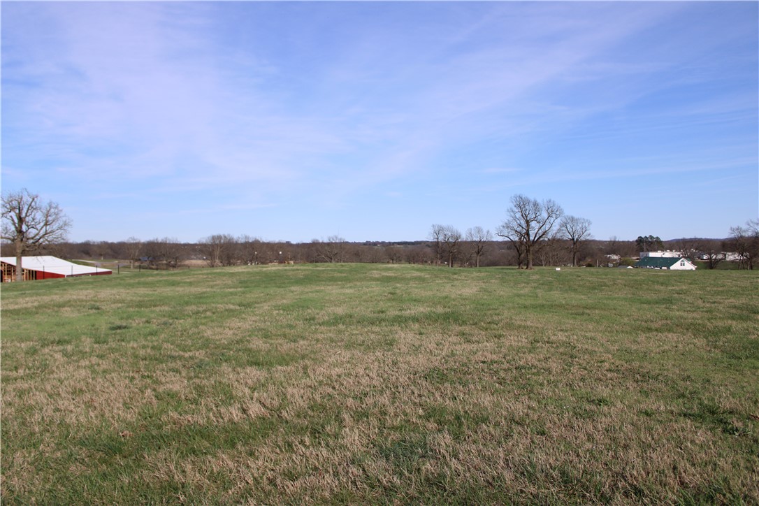 Northern Trace - Land