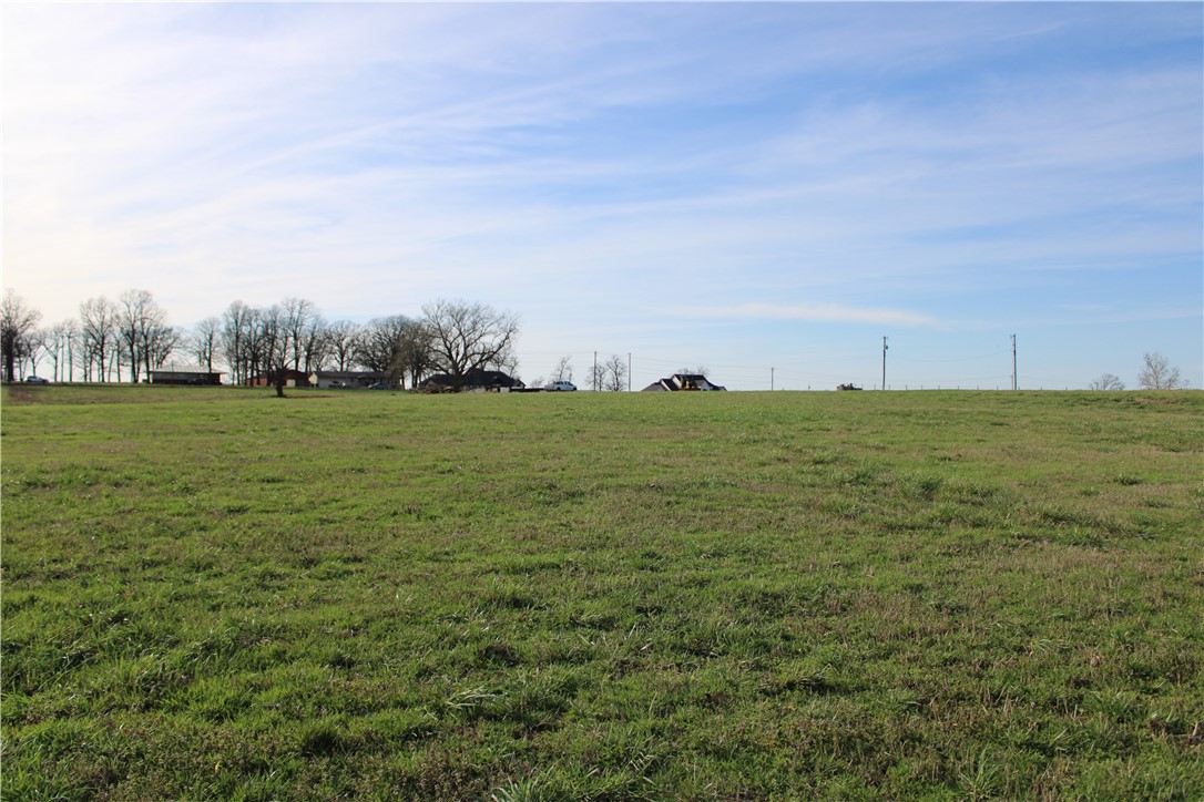 Northern Trace - Land