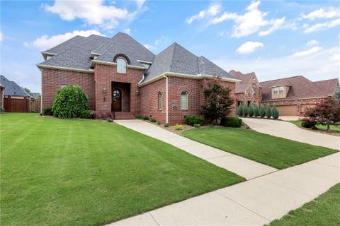 Photo of 2320 Matterhorn Boulevard, Rogers, AR 72758 (MLS # 1356372)