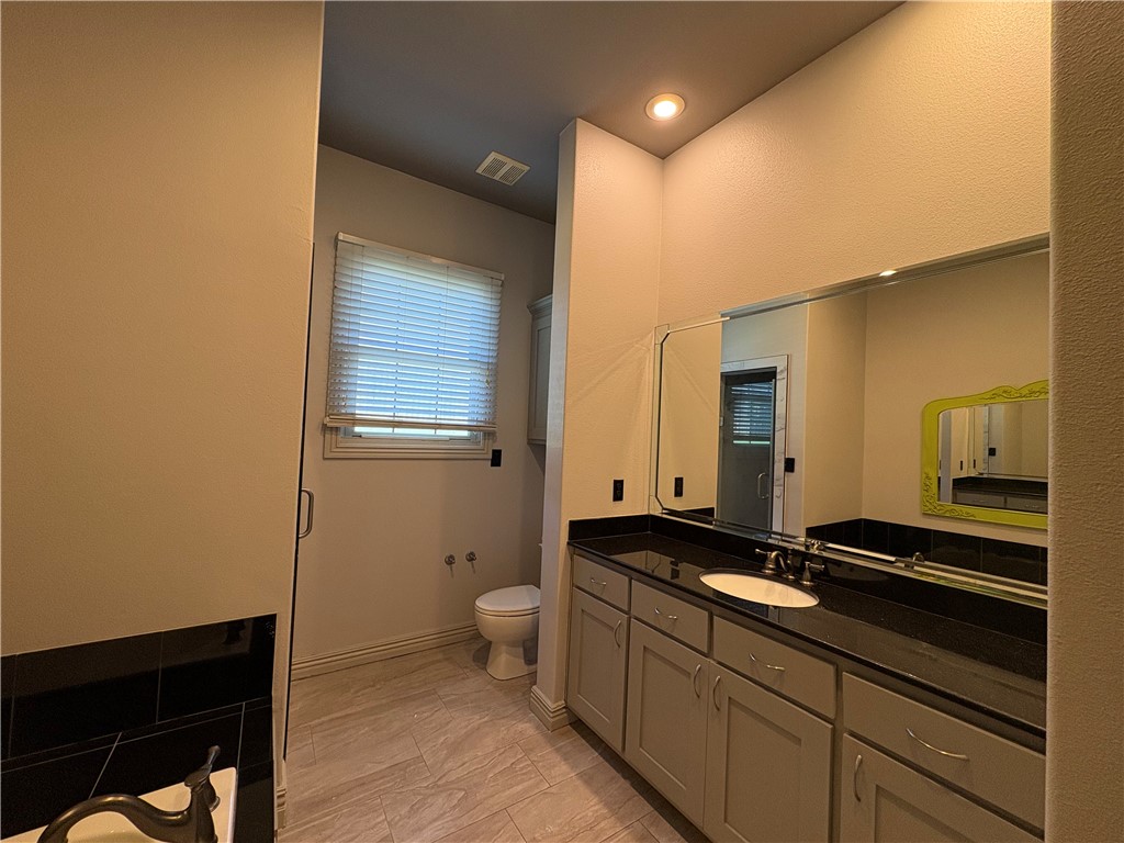 Peaks Ph II, The Rogers - Residential Lease
