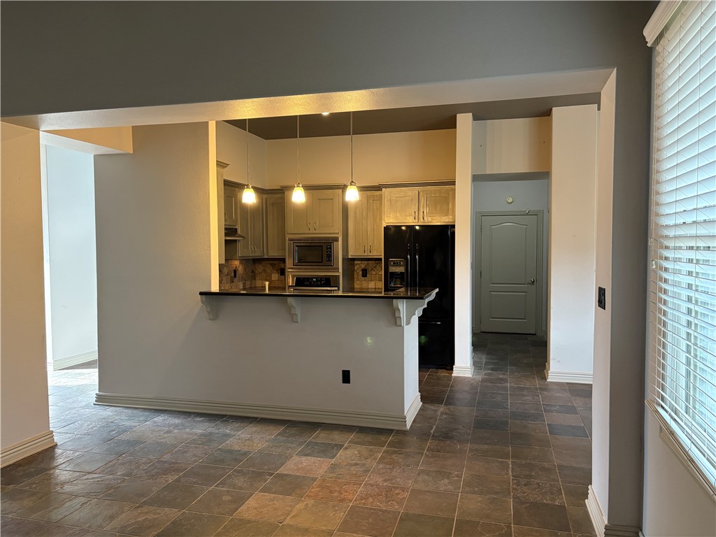 Peaks Ph II, The Rogers - Residential Lease