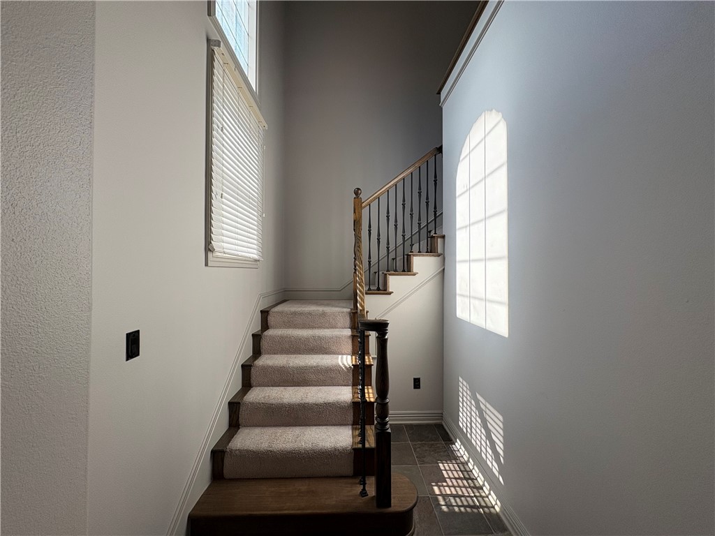 Peaks Ph II, The Rogers - Residential Lease