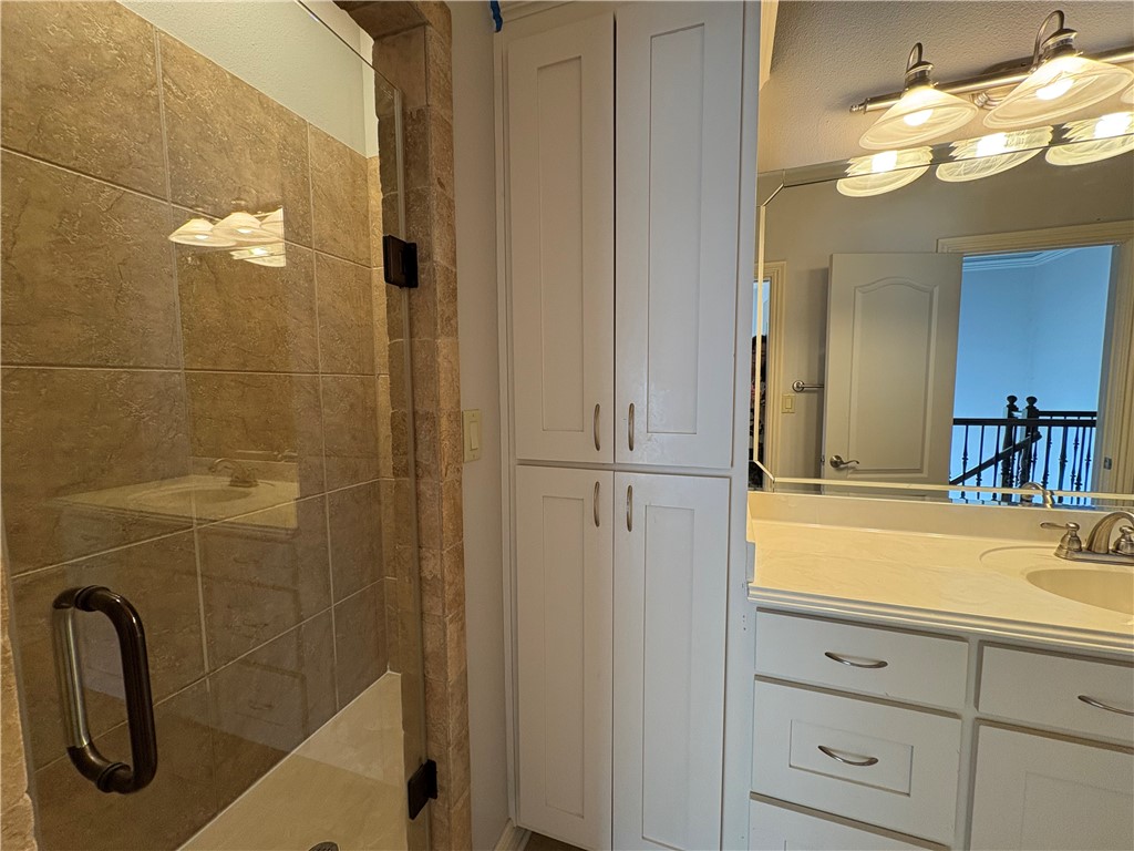Peaks Ph II, The Rogers - Residential Lease