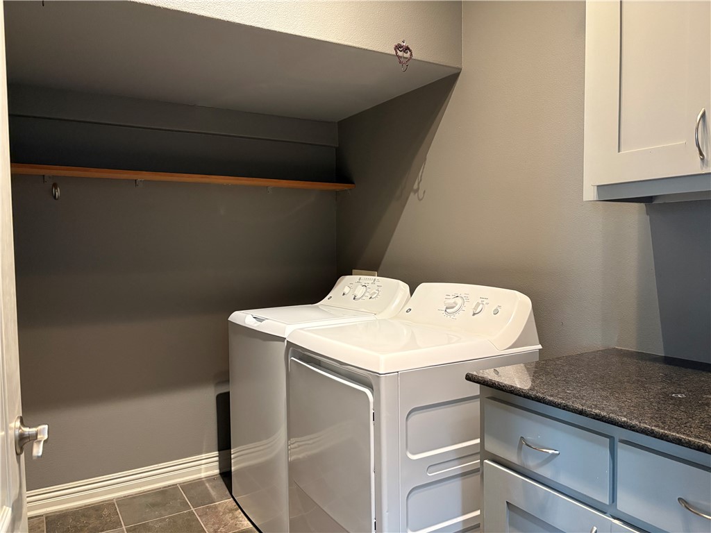 Peaks Ph II, The Rogers - Residential Lease