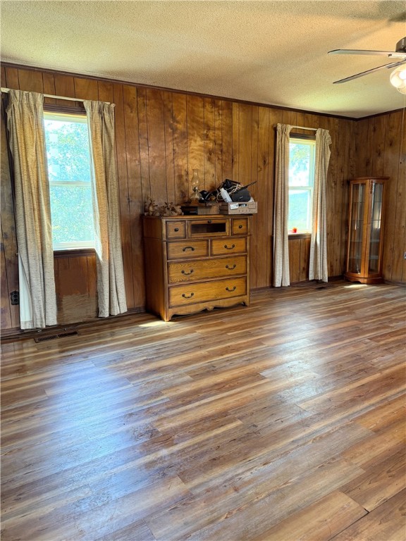 Coal Hill 19925 - Residential