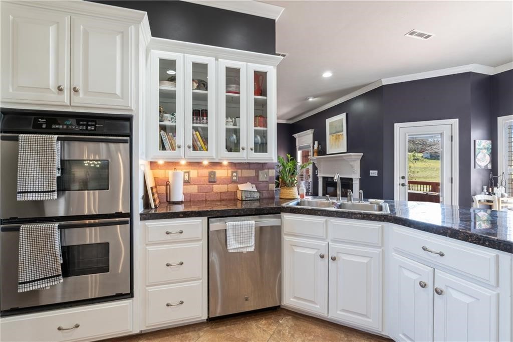 Unit 121 Holiday Island - Residential