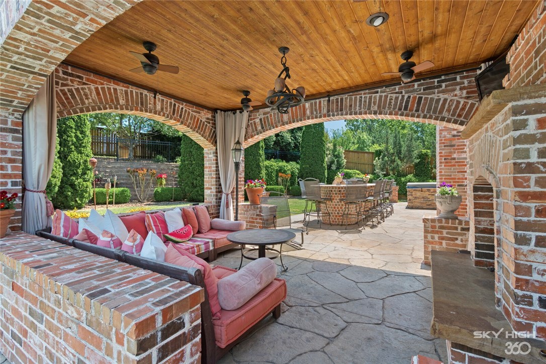 Pinnacle Country Club - Residential