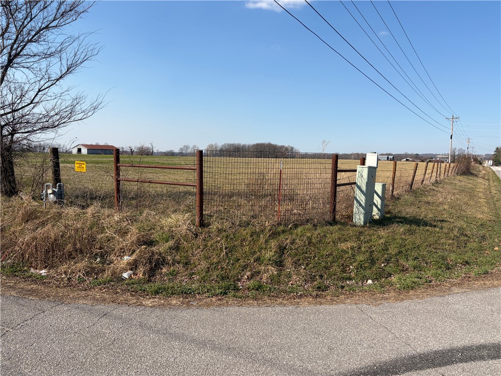 Lincoln Outlots 98 Annex - Land