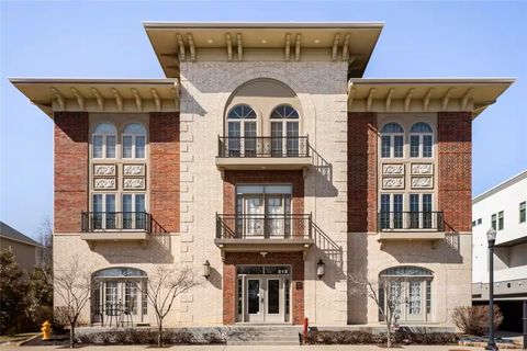 Photo of 212 SE A Street 11 #11, Bentonville, AR 72712 (MLS # 1333582)