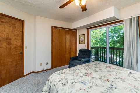 Condominium in Holiday Island AR 100 Beaver Drive 19.jpg