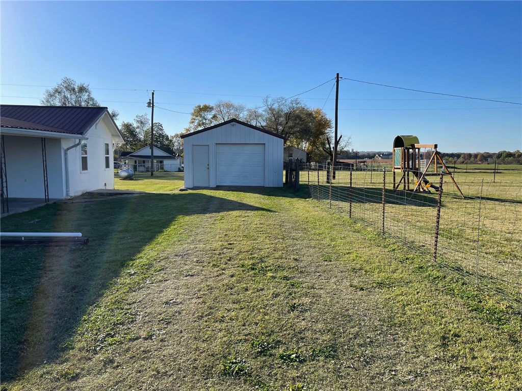 Oak Grove Outlots - Residential