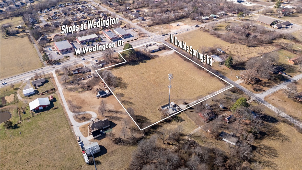 Fayetteville Outlots - Land