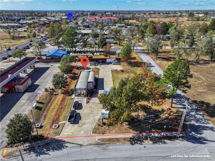 Prime Location, Surrounded by new developments.Property has marquee signage rights on Walton Blvd. Located within the Regional Center Zoning hub by City of Bentonville Planning Commission.There is a high count of traffic on Walton Blvd. and high visibility on this road. Offers direct access to I-49. Tenant in place, currently C-2 Commercial. Also listed under MLS # 1317568