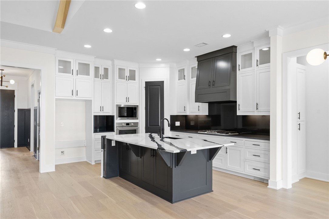 Meadow Brook Sub Ph I Rogers - Residential