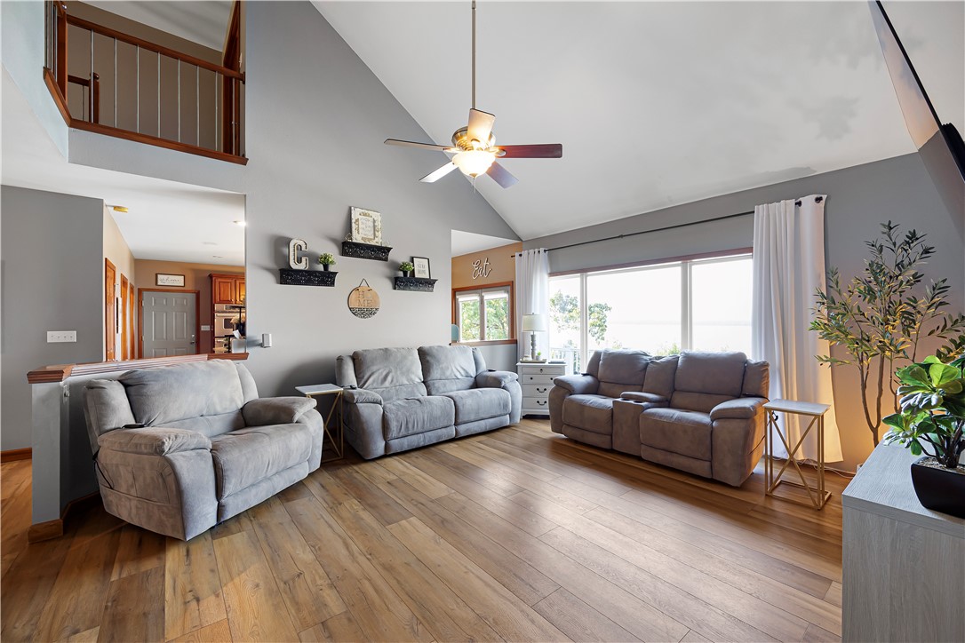 EAGLE RIDGE I - Residential