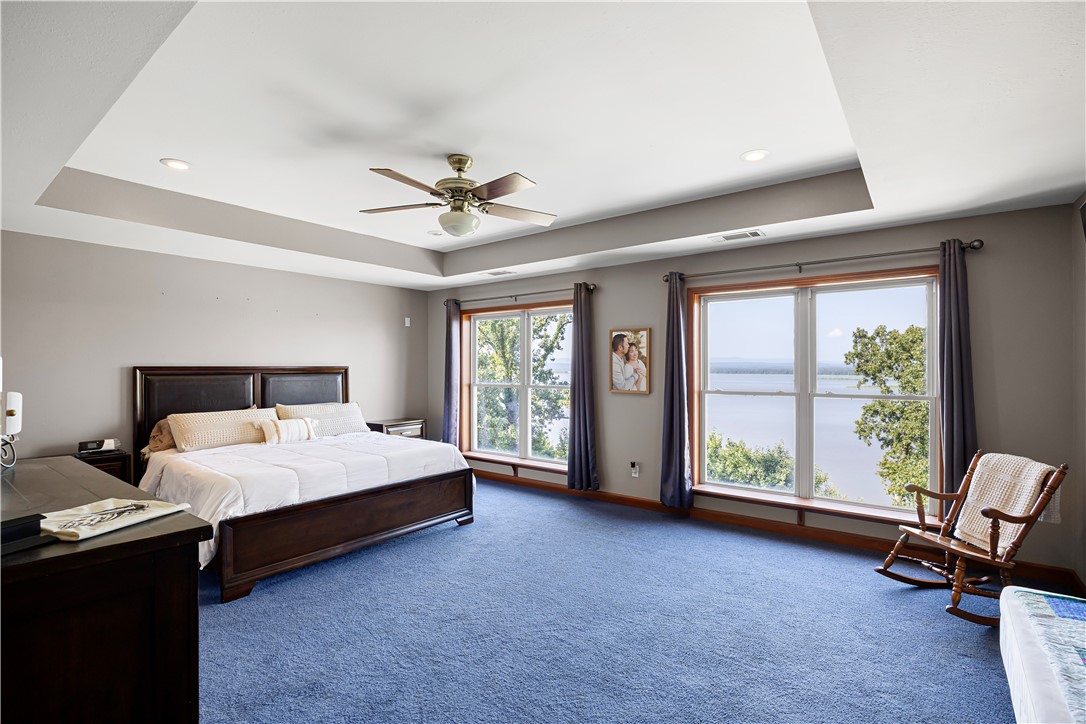 EAGLE RIDGE I - Residential