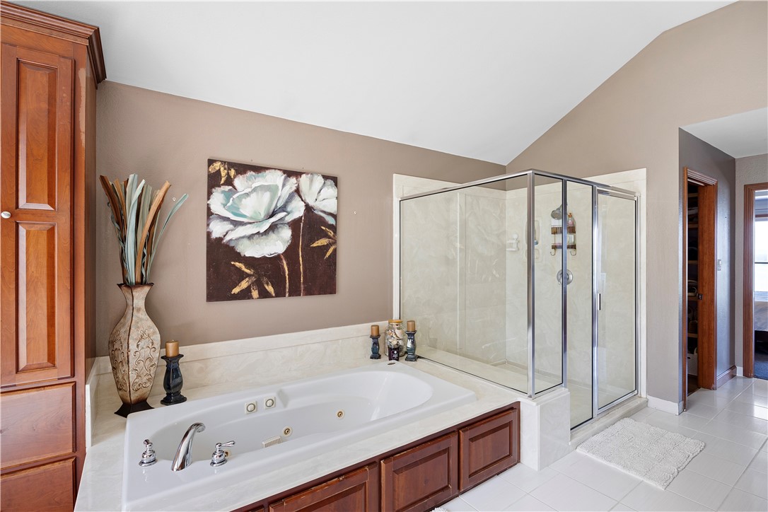 EAGLE RIDGE I - Residential