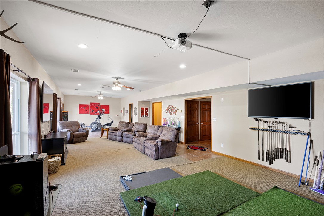 EAGLE RIDGE I - Residential