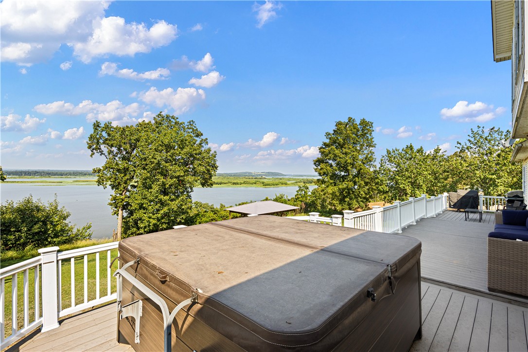 EAGLE RIDGE I - Residential