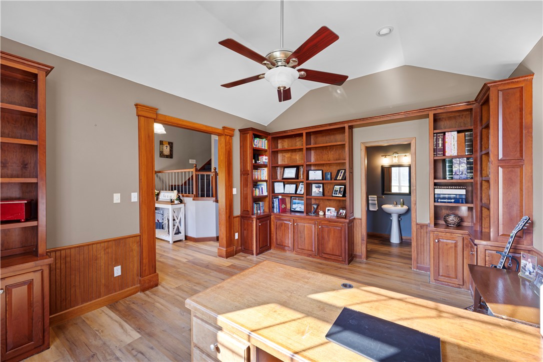 EAGLE RIDGE I - Residential