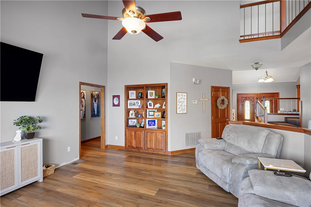 EAGLE RIDGE I - Residential