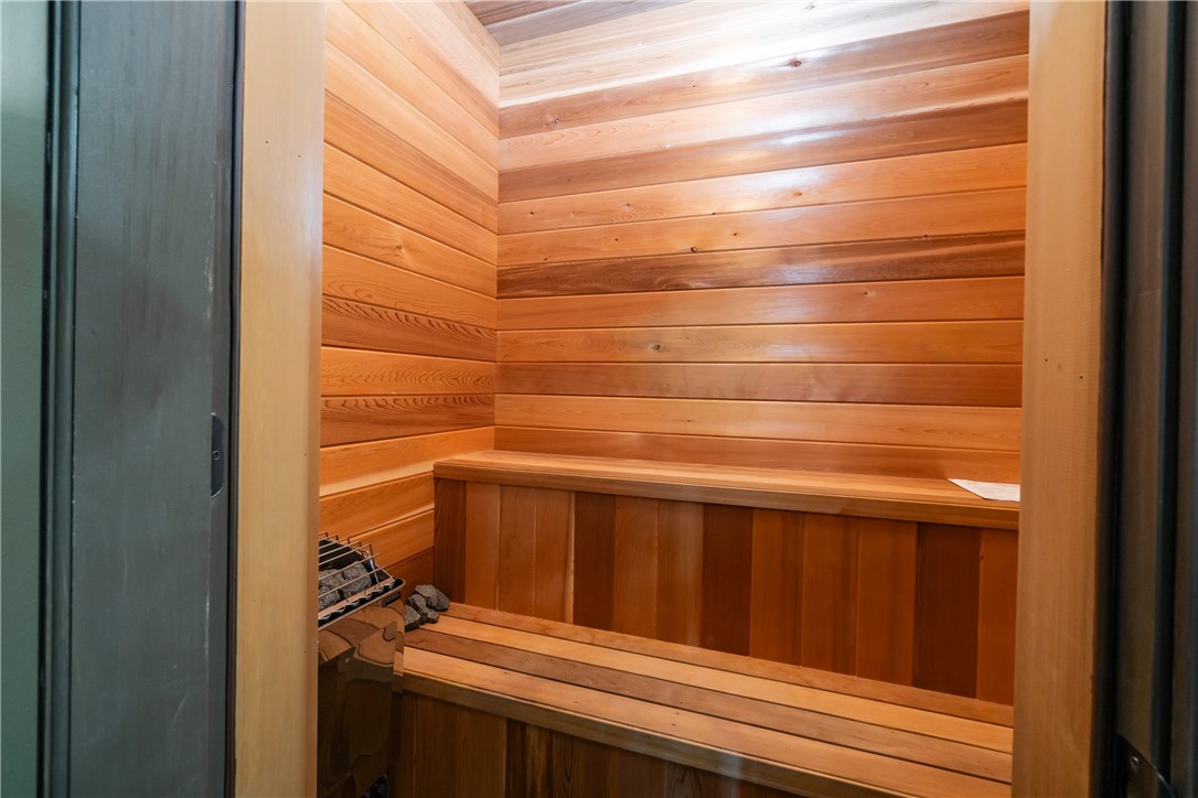 Churchill - Residential