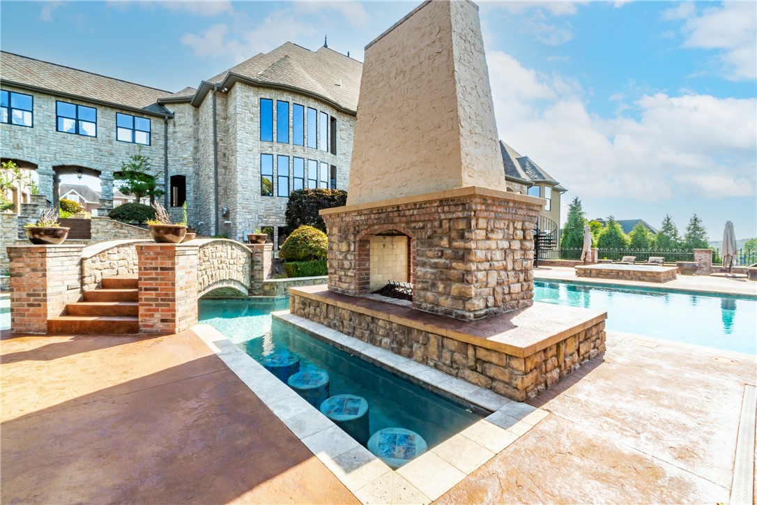 Churchill - Residential