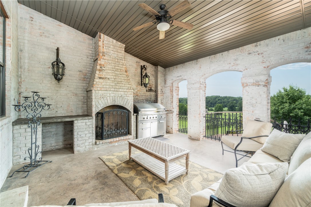 Churchill - Residential