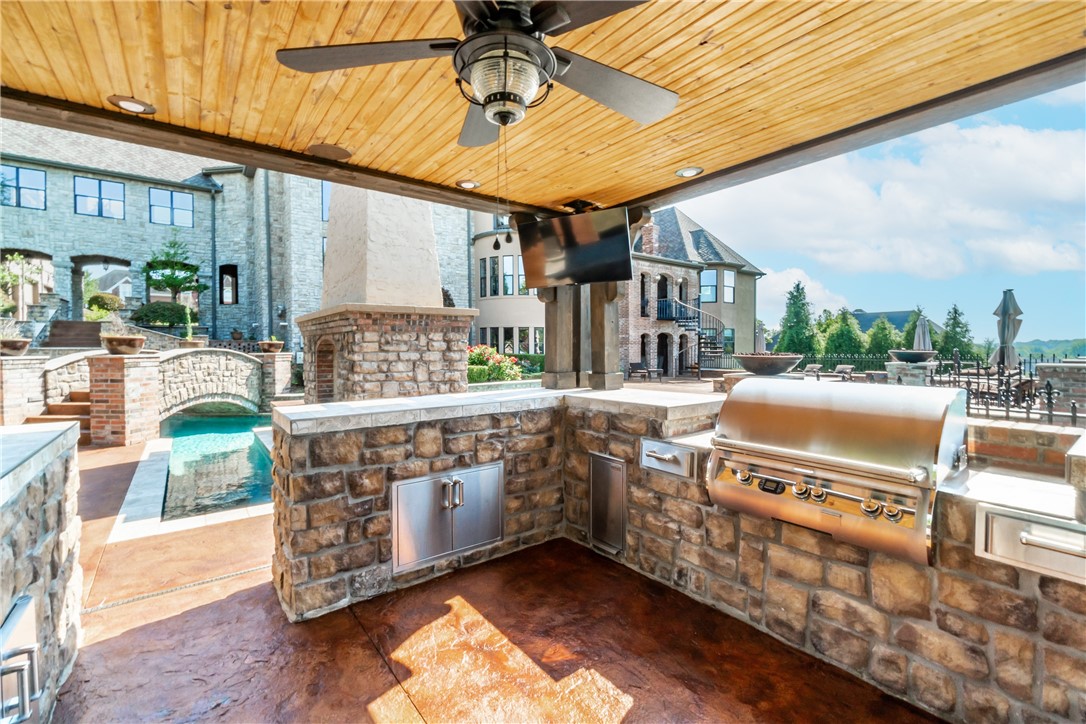 Churchill - Residential