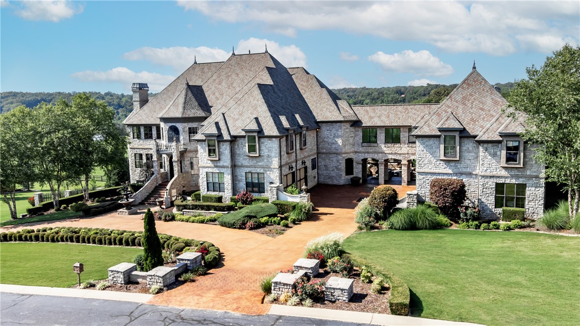 Churchill - Residential