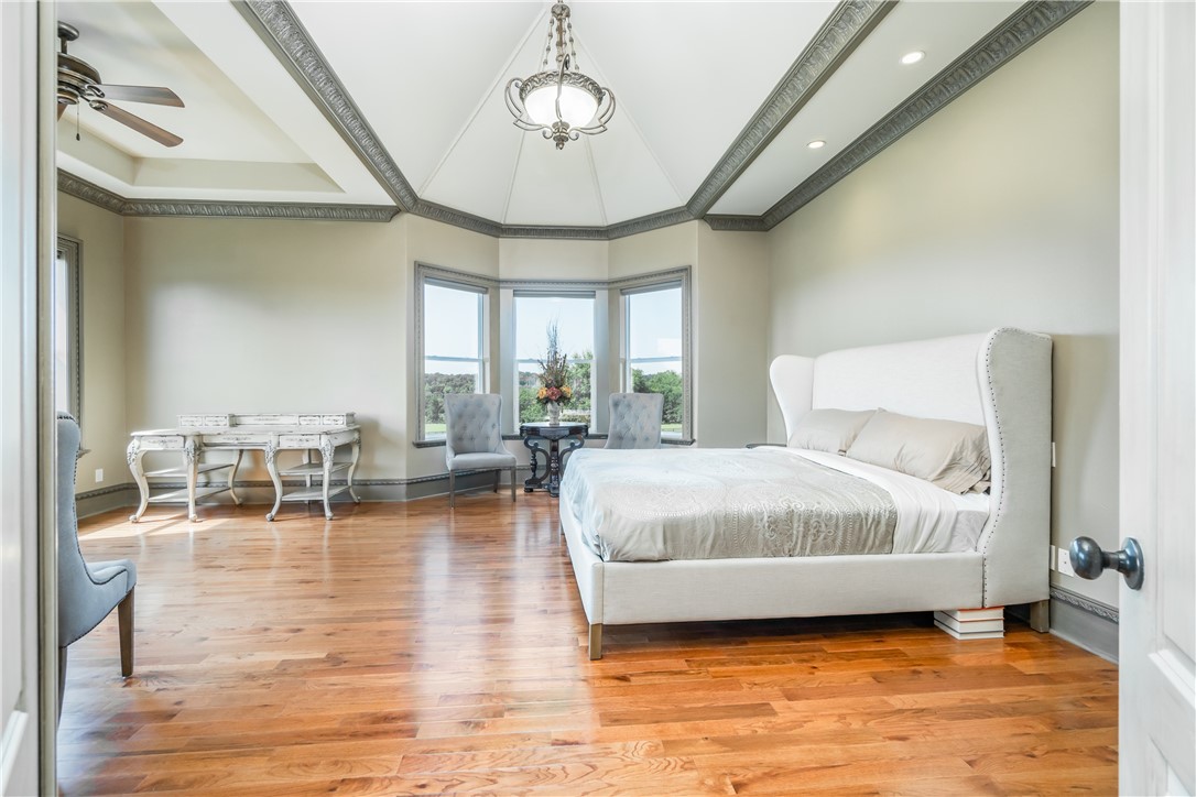 Churchill - Residential