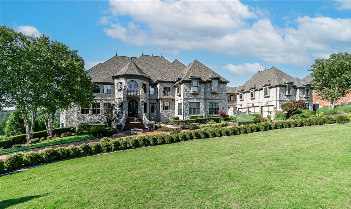 Churchill - Residential