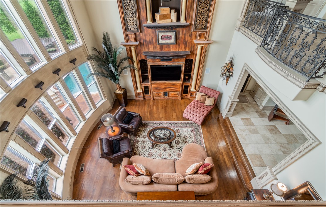 Churchill - Residential