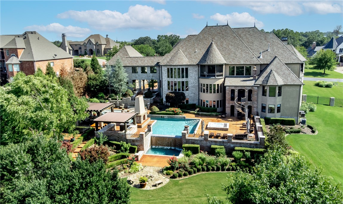 Churchill - Residential