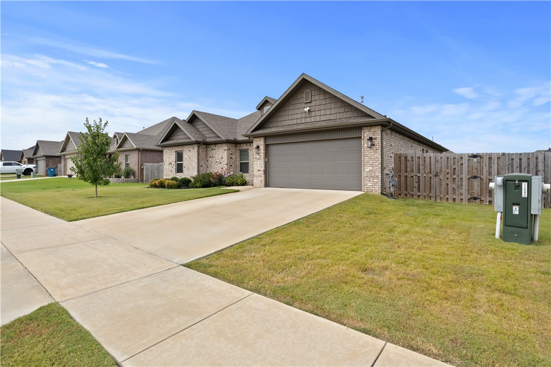 Hazelton Heights Ph 1 Pea Ridge - Residential