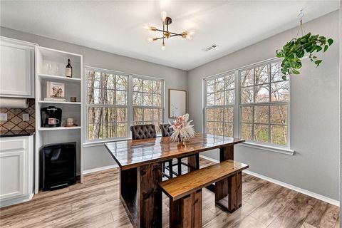 Photo of 10 W Crook Lane, Bella Vista, AR 72714 (MLS # 1344143)