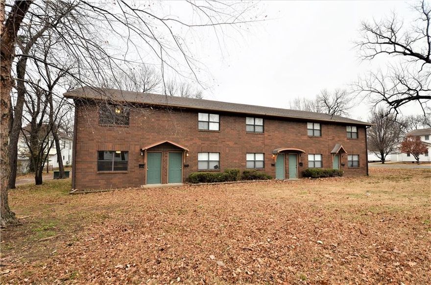 Welcome to this well maintained 2-bedroom, 1.5 bath home offering 960 sq ft of comfortable living space. Perfectly sized for easy living. this home features a functional layout with a bright and inviting living area, a convenient half bath for guest and cozy two bedrooms designed for relaxation. (Similar unit photos )