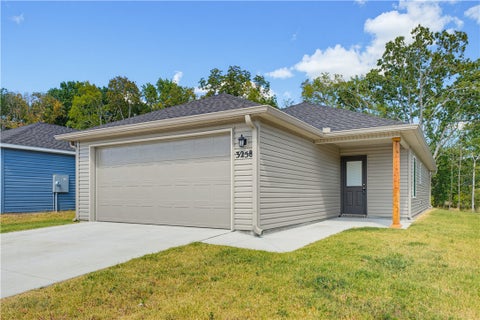 Photo of 3258 S Bayou Alley, Fayetteville, AR 72701 (MLS # 1362329)