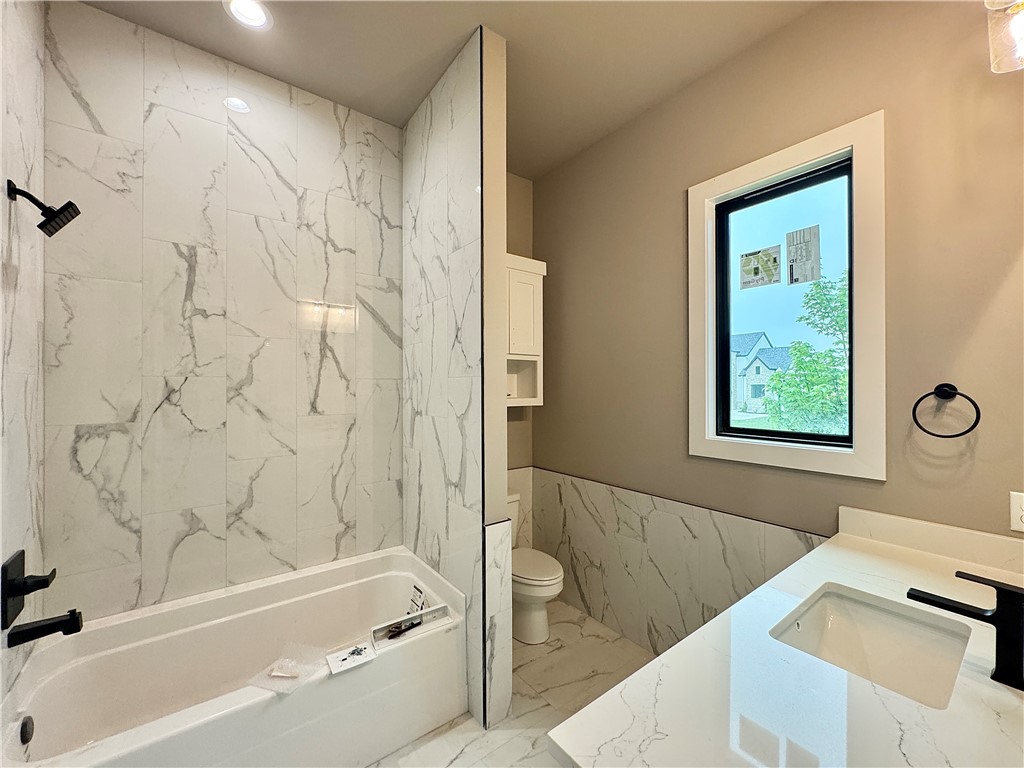 Aurora Heartbeat - Residential