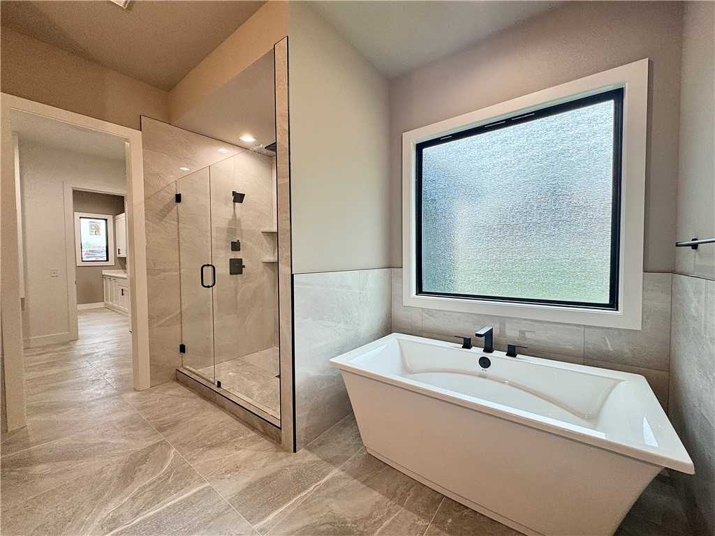 Aurora Heartbeat - Residential