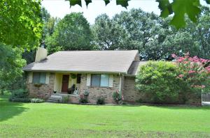 The is a great home conveniently located in the neighborhood behind FedEx corporate offices. It's also close to lots of shopping and restaurants. There's only a short 30 minute drive to many great attractions in Branson, MO. It's a three bedroom, two bath home in great condition. It's recently had many nice updates that give the house a modern feel. It's on a large corner lot with a privacy fenced back yard, huge deck, cathedral ceiling, two car garage, gas fireplace, and large shade trees. My favorite room of the house is a sunroom/den looking out over the back yard. Schedule an appointment to see this one today!