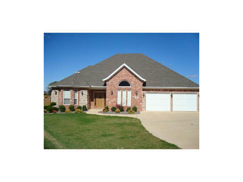 Additional $75/month for 6 month lease.