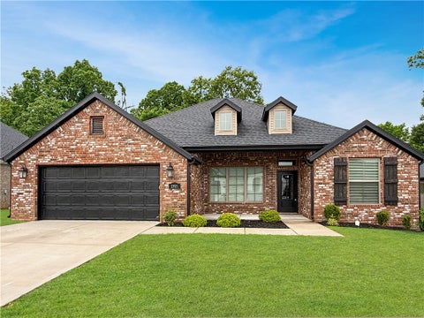 Photo of 1593 N Quincy Avenue, Fayetteville, AR 72704 (MLS # 1345295)