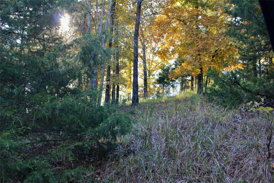 Woodlake Estates - Land