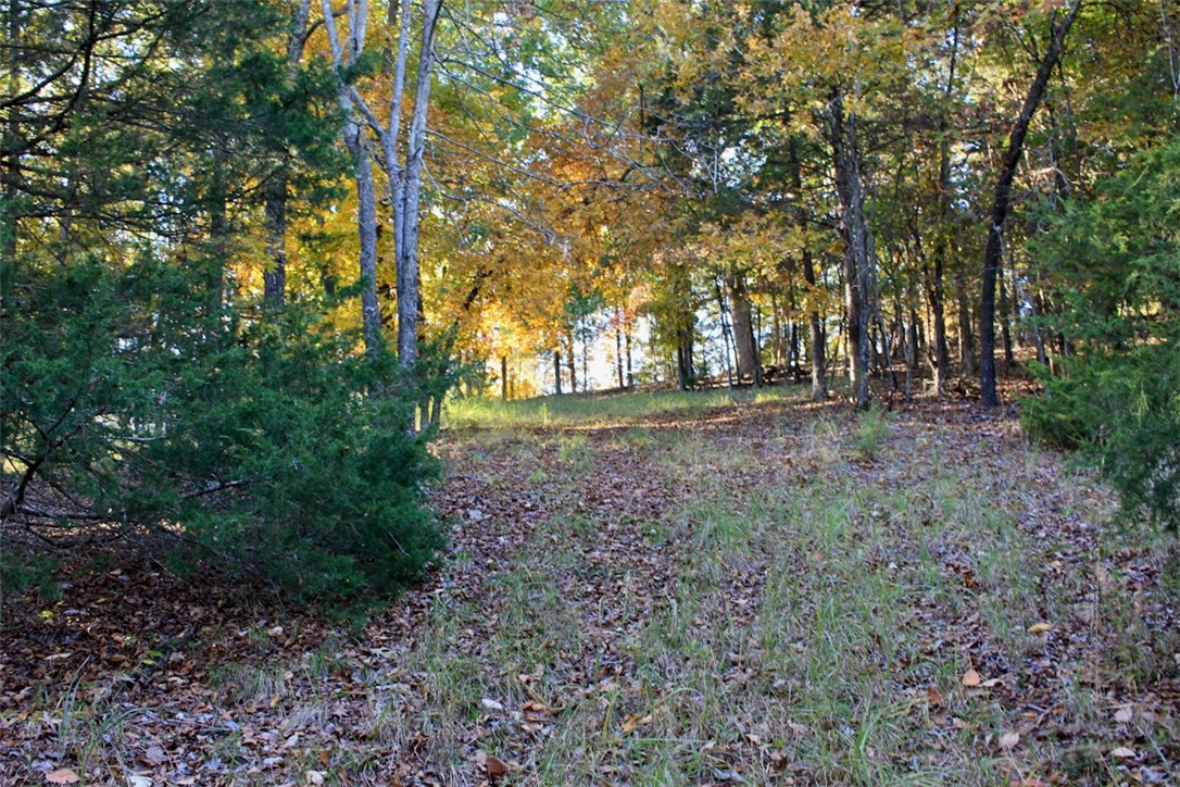 Woodlake Estates - Land