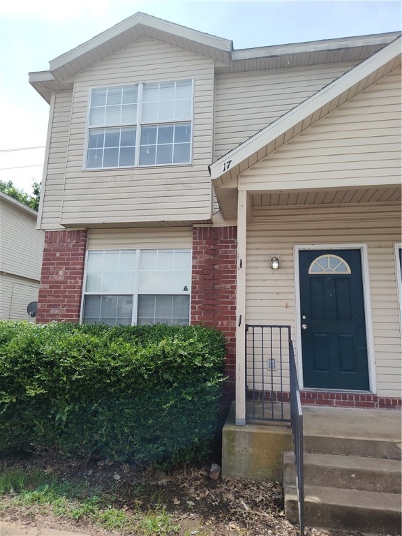Nice 2 bedroom 2 1/2 bath townhouse. Recently remodeled with tile floor on the bottom and luxury vinyl plank upstairs. Unit comes with washer, dryer, stove, fridge and dishwasher. Broker Owned.