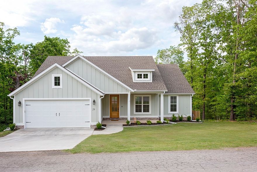 *Seller to provide a 1 year home warranty not to exceed $600 plus tax with acceptable offer at closing." Celebrate the holidays in your new home! This beautifully maintained property offers everything you need to make lasting memories - a spacious living room for gatherings, a well-appointed kitchen, and a backyard perfect for winter fun. Come see why this home is the perfect gift this season!