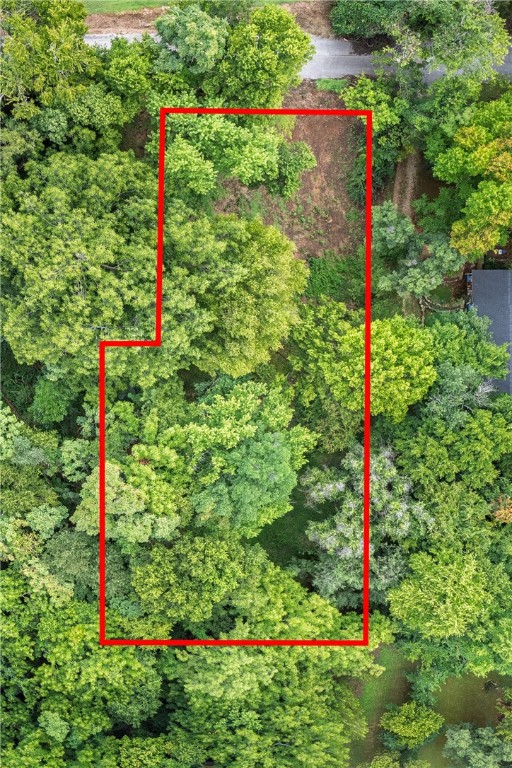 Beautiful Mt. Sequoyah lot perfect to be near the downtown vibe, restaurants, U of A, and trails. All the work has been done—this lot is ready to build on! Create your dream home on this over half-acre lot, or consider investment properties with RMF24 zoning. Don’t delay—these last downtown lots are selling quickly!