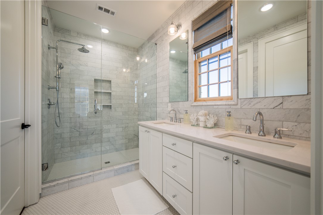 Pinnacle Village - Residential Lease