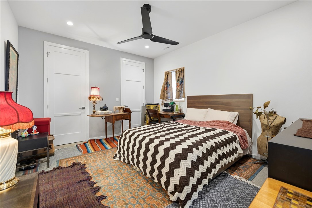 MCANDREW & JACKSON ADD-BENTONVILLE - Residential